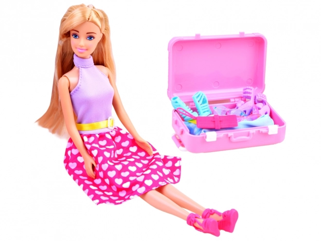 Poupée Anlily avec armoire à vêtements