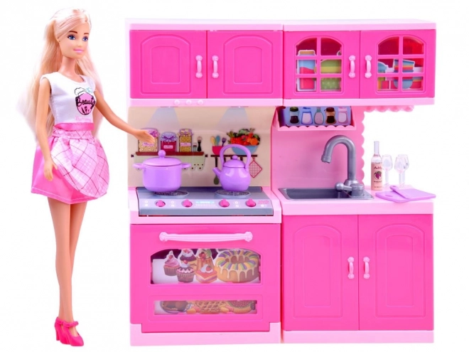 Poupée Anlily avec meubles de cuisine et effets
