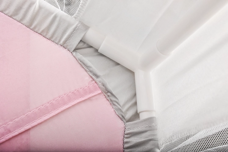 Structure stable et légère à clips