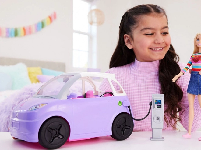 Poupée Barbie + voiture
