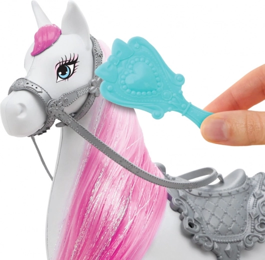 Amusement à coiffer la crinière