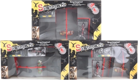 Ensemble de rampes Skatepark avec mini skate et vélo