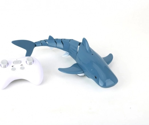 Requin télécommandé jouet