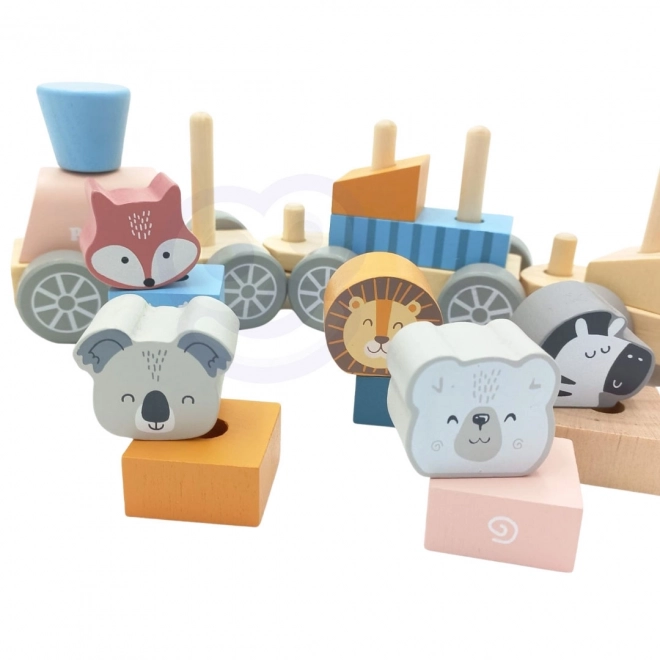Train en bois avec des animaux