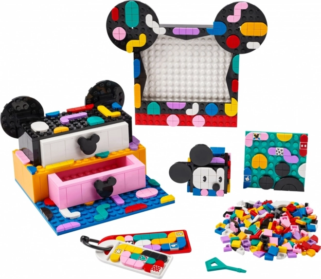 Tiroirs avec les oreilles emblématiques de MICKEY