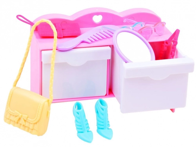 Poupée Anlily avec armoire à vêtements