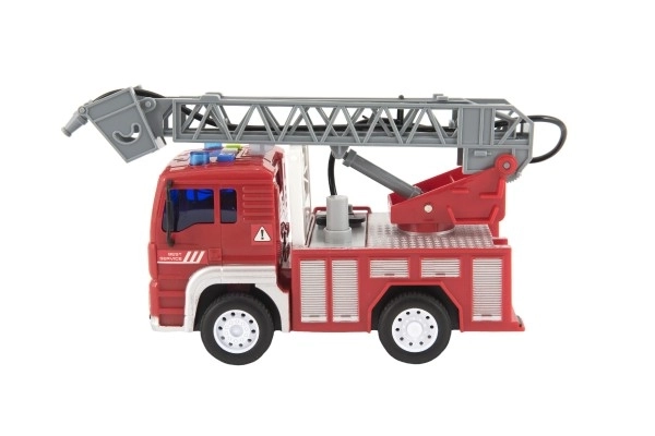 Camion de pompiers avec lance à eau et effets lumineux
