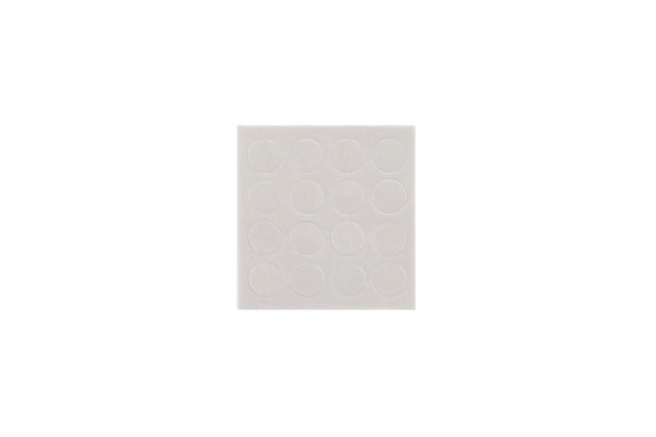 Formes lumineuses dans l'obscurité en plastique dans une boîte 9x12x2,5cm 24 pièces dans une boîte