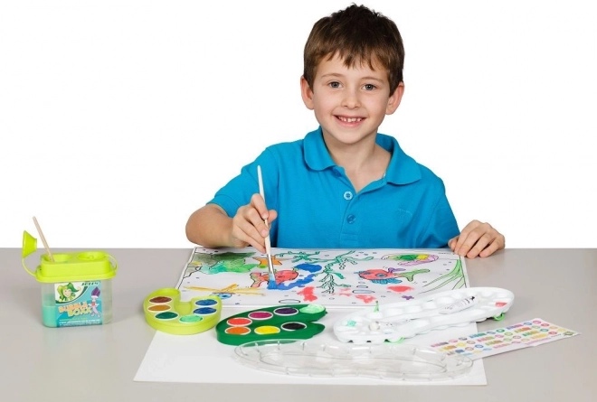 Peintures à l'eau avec palette et pinceaux pour enfants