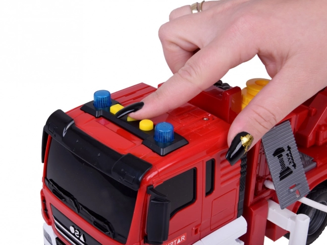 Camion de pompiers avec fonction d'eau et échelle mobile