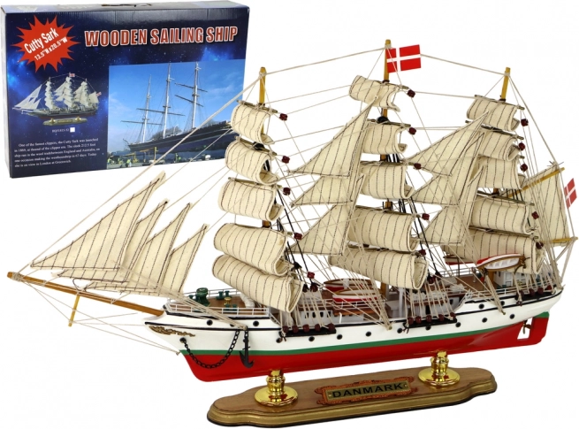 Modèle de voilier DANMARK de collection en bois sur socle