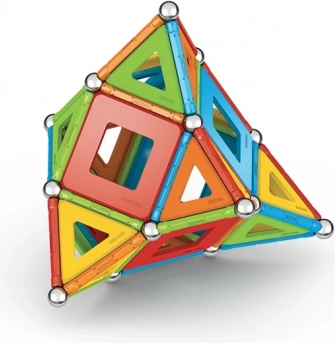 Apprendre en jouant : couleurs, formes et espace