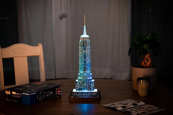 RAVENSBURGER Puzzle 3D lumineux Édition nocturne Chrysler Building 216 pièces