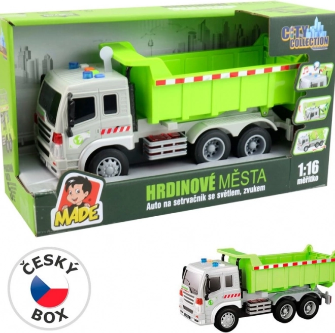 Camion à inertie avec lumière et son