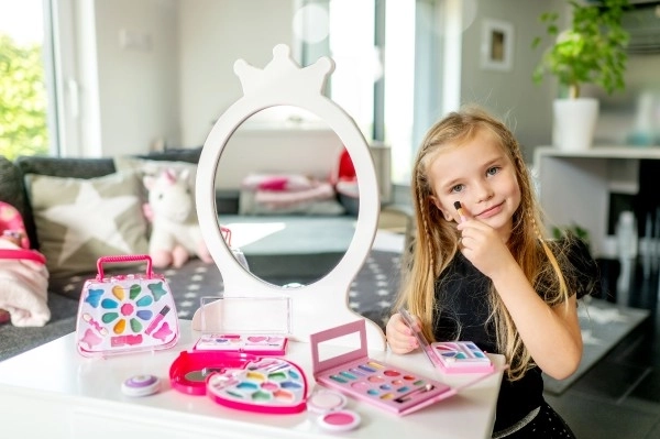 Ensemble de maquillage pour enfants beauted palette avec miroir à fermeture magnétique 11x14,5x1cm sous cellophane