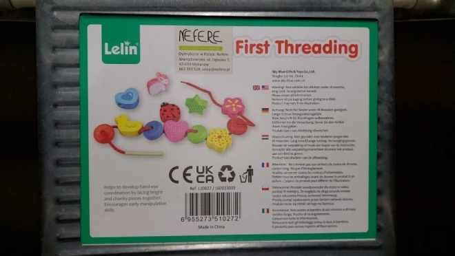 Perles à enfiler pour petits enfants