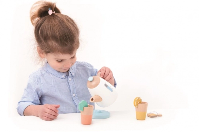 Service à thé en bois avec théière et tasses