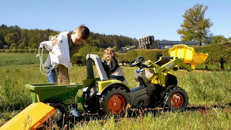 Raccordement facile aux tracteurs ROLLY TOYS
