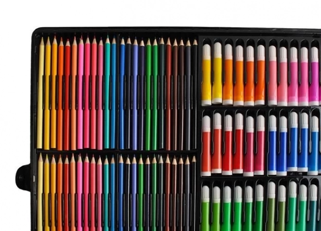 Ensemble géant de peinture et de dessin en mallette