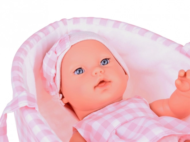 Poupée en tissu bébé nouveau-né avec bonnet rose