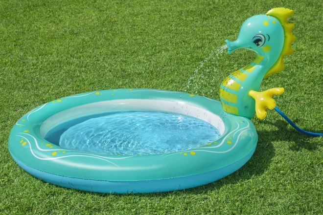 Hippocampe avec douche pour une détente rafraîchissante