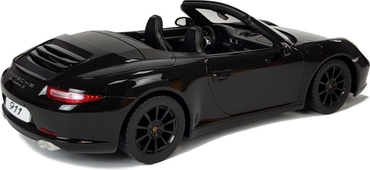 Design réaliste sous licence Porsche