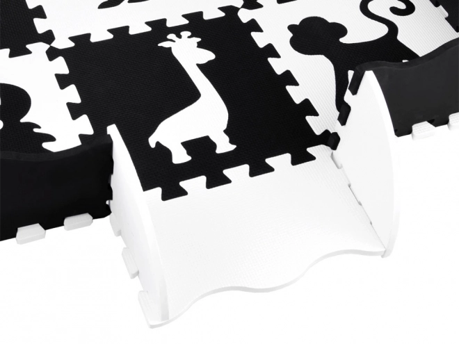 Tapis mousse contrasté animaux et formes