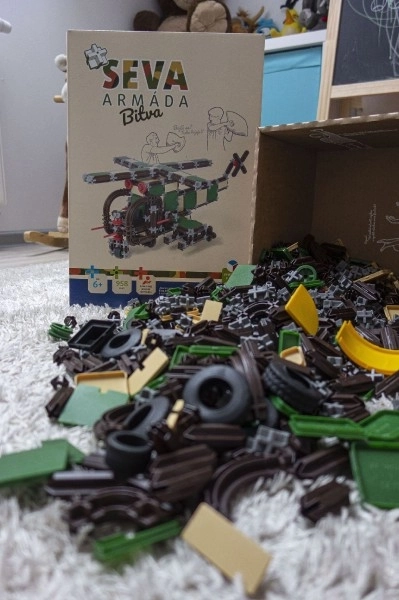 Jeu de Construction SEVA ARMÉE Bataille plastique 958 pièces en boîte 27x38x18cm