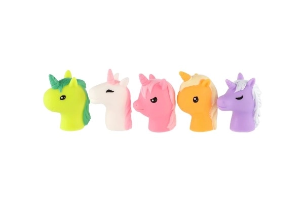 Marionnette à doigt licorne 5pcs caoutchouc 6cm sur carte 16,5x20cm
