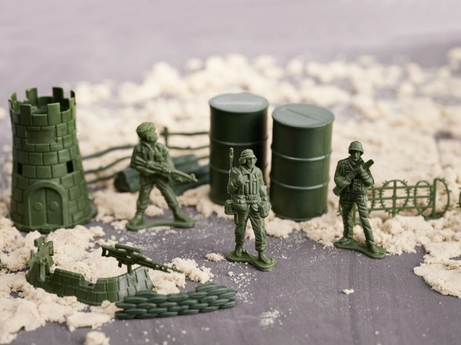 Ensemble de figurines de soldats + base militaire 114 pièces