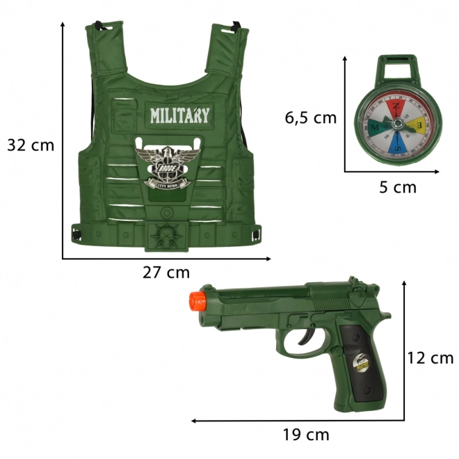 Ensemble militaire avec gilet, fusil et jumelles