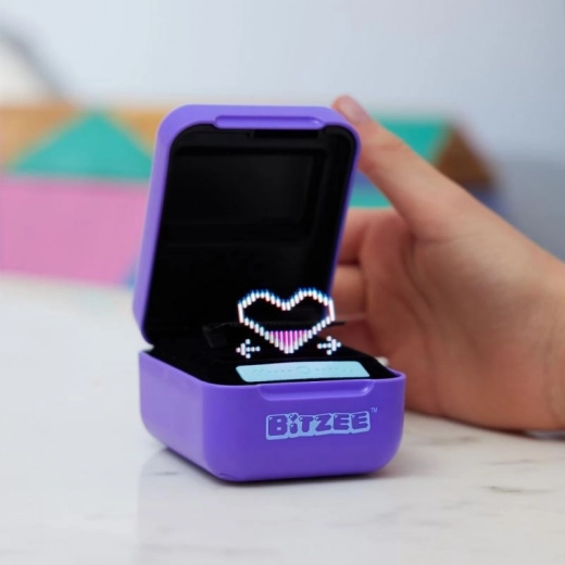 Prend vie au toucher et à la voix