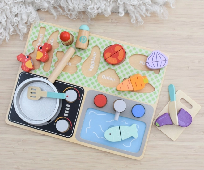 Cuisine en bois avec accessoires pour le petit cuisinier
