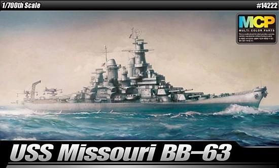 Maquette en plastique BB-63 USS Missouri