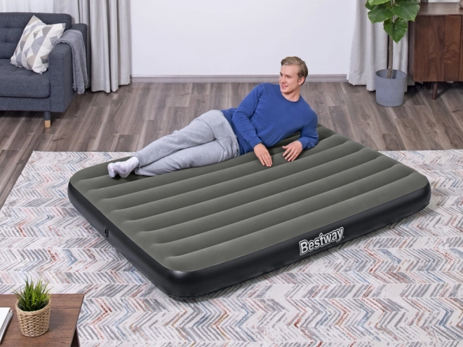 Matelas gonflable Queen Tritech pour deux personnes de Bestway