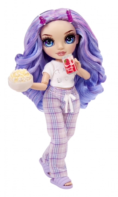 Rainbow High Junior Fashion poupée en pyjama - Violet Willow