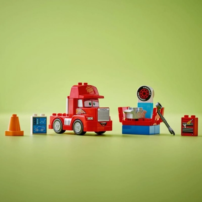 LEGO DUPLO Disney Cars Martin sur les courses