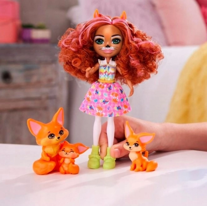 Enchantimals Filigree Fox avec sa famille de renards
