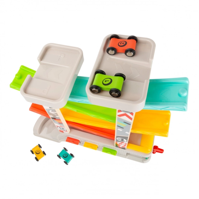 Circuit de course avec parking et garages