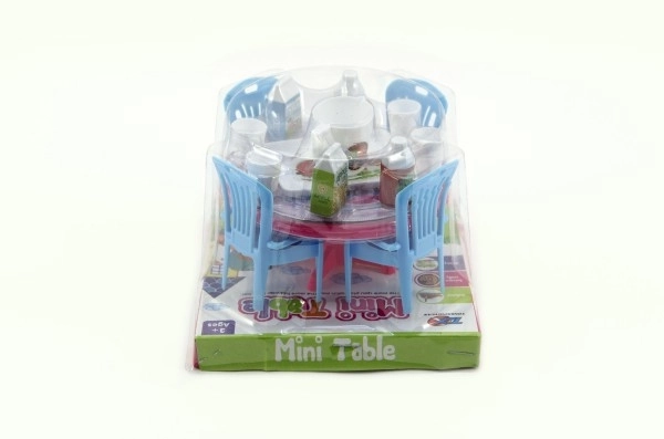 Table et chaises avec accessoires en plastique 12cm en blister