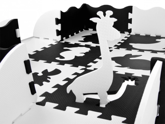 Tapis mousse contrasté animaux et formes
