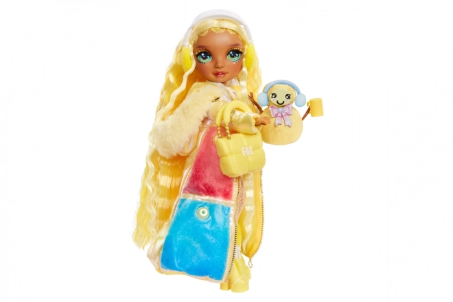 Rainbow High Poupée de Mode Hiver Télévision