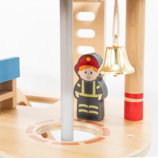 VIGA station de pompiers en bois à 3 étages