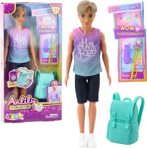 Poupée Anlily garçon avec sac à dos