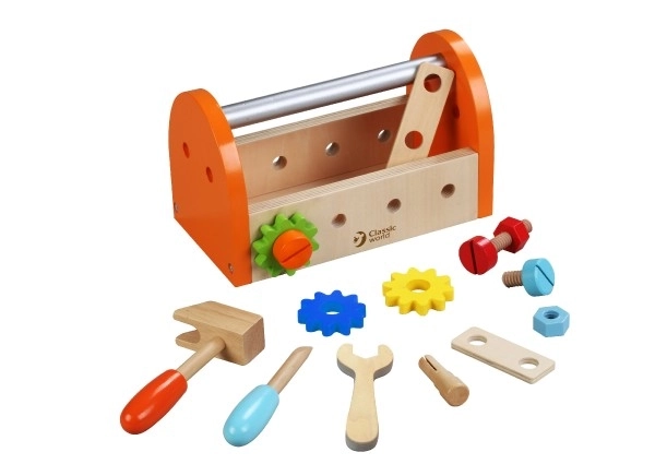 Ensemble de petit menuisier avec outils en bois
