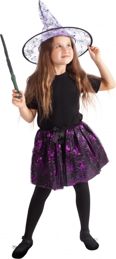 Look magique avec motif toile d’araignée