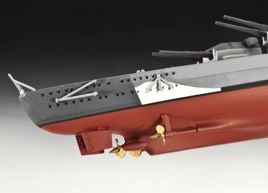 Modèle en plastique du navire de guerre Bismarck