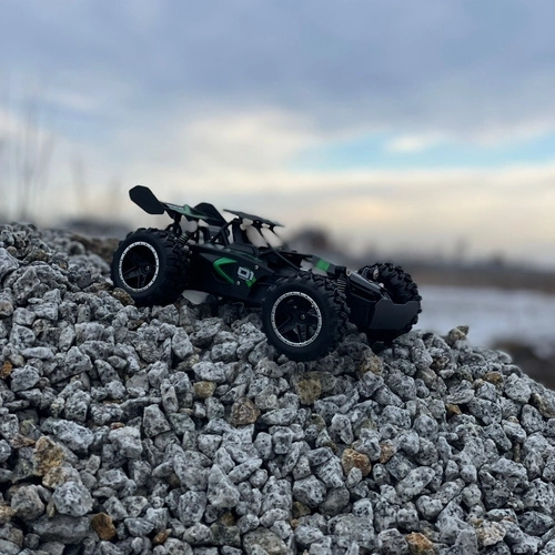 Voiture téléguidée tout-terrain de course