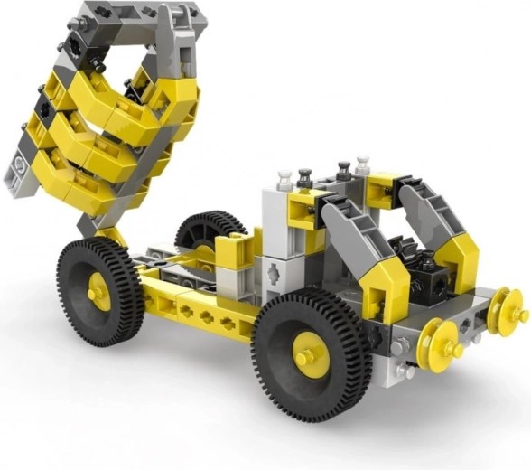 Véhicules et machines fonctionnels