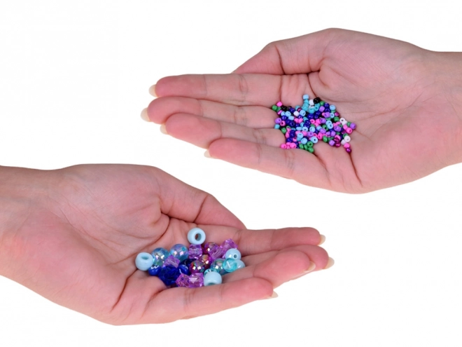 Perles colorées et cristaux pour la création de bracelets
